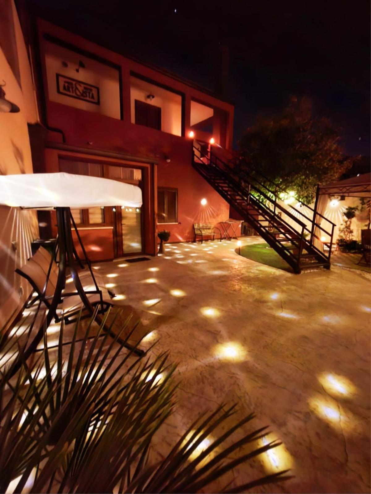 Artista B&B Cabras Ngoại thất bức ảnh