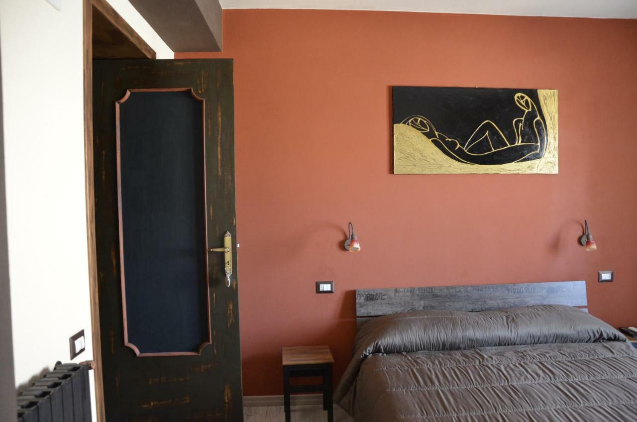 Artista B&B Cabras Ngoại thất bức ảnh
