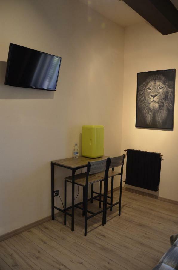 Artista B&B Cabras Ngoại thất bức ảnh