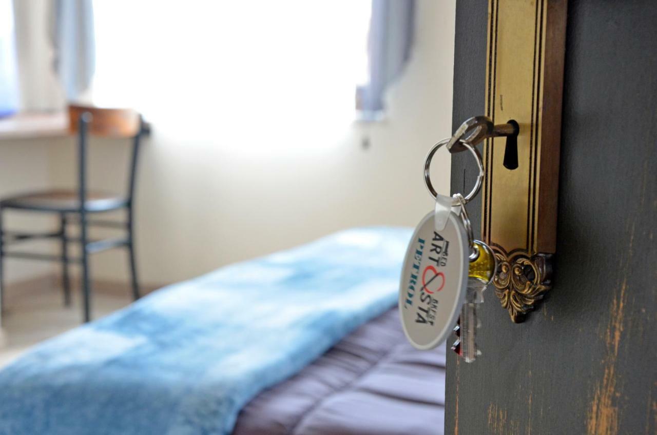 Artista B&B Cabras Ngoại thất bức ảnh